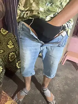 Snapshot of Saxymood1111 chatting on 12.02.25 Saxymood1111 online show from 12.02.25