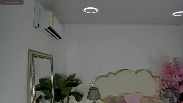 MoliBunny online show from 03.24.26