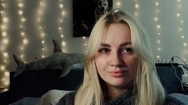 Snapshot of Whitehex666 chatting on 11.29.25 Whitehex666 online show from 11.29.25