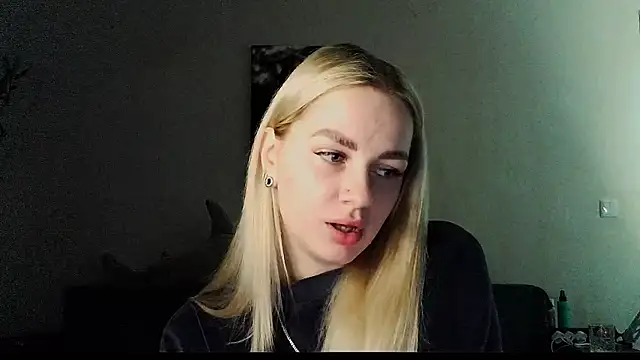 Snapshot of Whitehex666 chatting on 12.03.25 Whitehex666 online show from 12.03.25