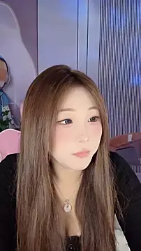 Snapshot of jiajia_z chatting on 12.01.25 jiajia z online show from 12.01.25