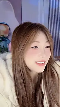 Snapshot of jiajia_z chatting on 12.02.25 jiajia z online show from 12.02.25