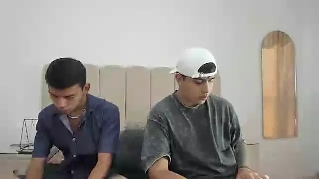 Snapshot of TomasANDalejo chatting on 12.02.25 TomasANDalejo online show from 12.02.25