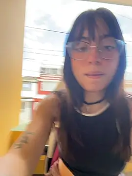 Snapshot of Mia_fiire chatting on 12.13.25 Mia fiire online show from 12.13.25