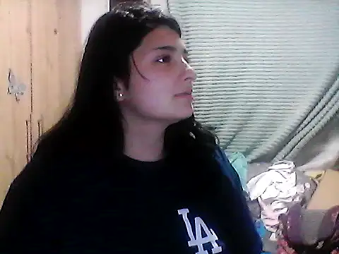 Snapshot of ObsidianOrchid chatting on 12.17.25 ObsidianOrchid online show from 12.17.25