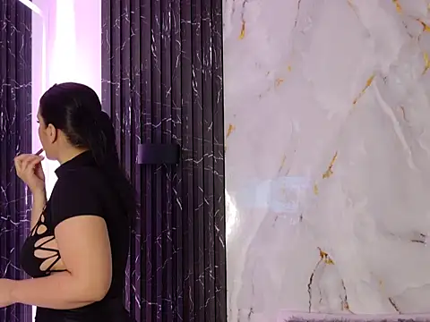 Snapshot of ChloeHolmes chatting on 02.12.26 ChloeHolmes online show from 02.12.26