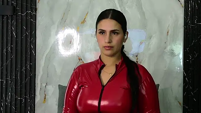 ChloeHolmes online show from 05.31.26