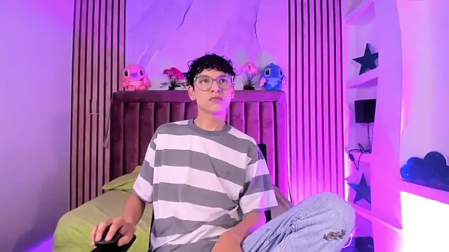 SthepanodiMonaco online show from 12.05.25