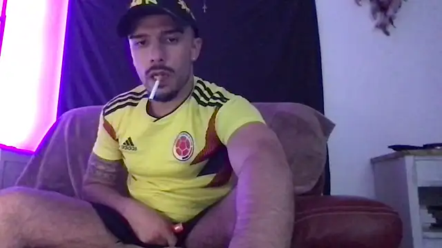 Snapshot of lorenzoca9897 chatting on 03.14.26 lorenzoca9897 online show from 03.14.26