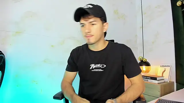 Snapshot of Justin_duque chatting on 12.16.25 Justin duque online show from 12.16.25