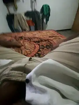 sheneth2005 online show from 12.16.25