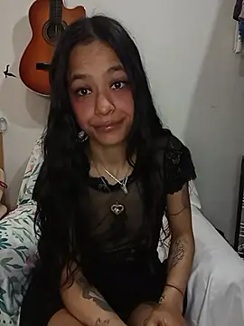 Snapshot of Emma_Everett chatting on 12.02.25 Emma Everett online show from 12.02.25