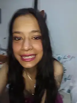 Snapshot of Emma_Everett chatting on 12.05.25 Emma Everett online show from 12.05.25