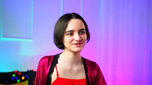 KateWillows online show from 02.07.26