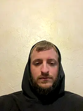 Snapshot of Grek32X chatting on 11.28.25 Grek32X online show from 11.28.25