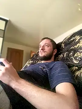 Snapshot of Grek32X chatting on 12.14.25 Grek32X online show from 12.14.25