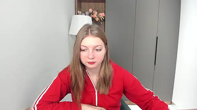 Snapshot of VerllineUrquidez chatting on 12.01.25 VerllineUrquidez online show from 12.01.25