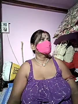 Snapshot of me-pari-hu chatting on 05.09.26 me-pari-hu online show from 05.09.26