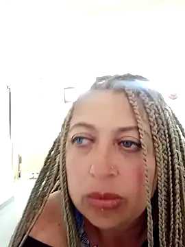 MilfArlet online show from 03.28.26