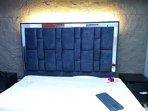 sandy andderson online show from 12.20.25