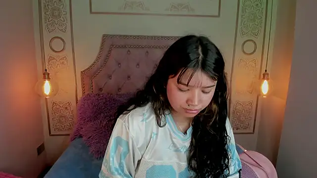 Snapshot of honny_blaice chatting on 12.20.25 honny blaice online show from 12.20.25