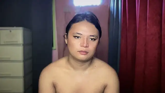 Snapshot of lovinglyours_joanna chatting on 12.16.25 lovinglyours joanna online show from 12.16.25