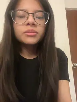 Snapshot of omifresita chatting on 06.30.26 omifresita online show from 06.30.26