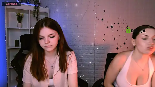 Snapshot of mikameovv chatting on 06.29.26 mikameovv online show from 06.29.26