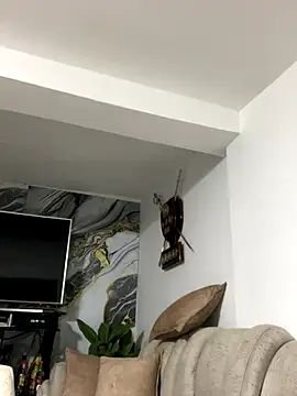 Snapshot of kayla_lumin chatting on 12.04.25 kayla lumin online show from 12.04.25