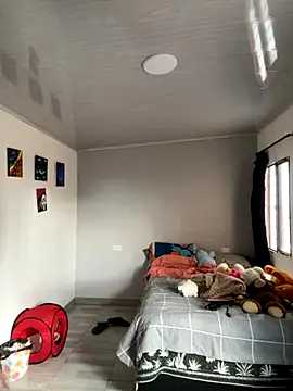 Snapshot of kayla_lumin chatting on 12.05.25 kayla lumin online show from 12.05.25