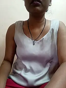 Snapshot of Rukmadi_hot chatting on 04.21.26 Rukmadi hot online show from 04.21.26