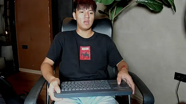 isaac grimm online show from 02.11.26