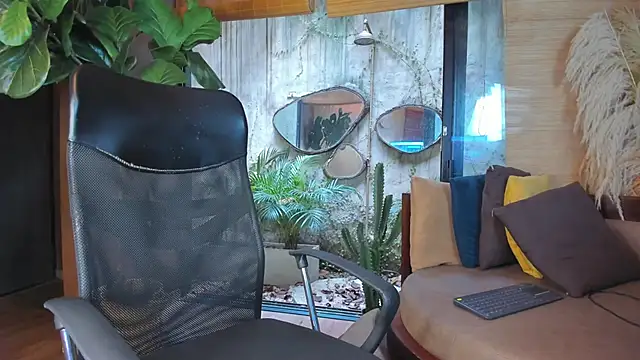 isaac grimm online show from 04.18.26