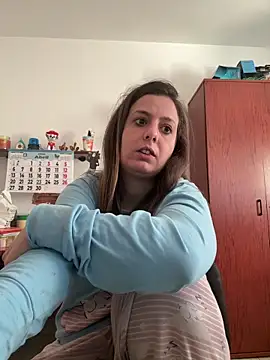 Sareyxon online show from 04.15.26