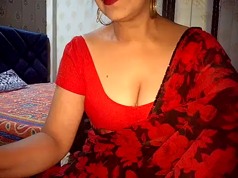 Snapshot of Hotronita123 chatting on 06.14.26 Hotronita123 online show from 06.14.26