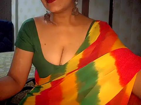 Snapshot of Hotronita123 chatting on 07.20.26 Hotronita123 online show from 07.20.26