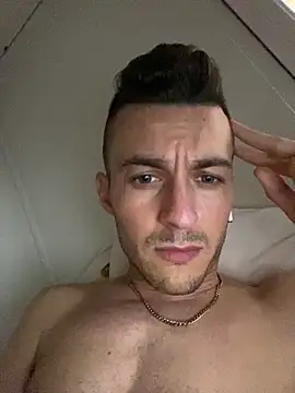 Snapshot of 3turkish6model9 chatting on 03.04.26 3turkish6model9 online show from 03.04.26