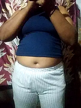 Snapshot of DIKLOOVERR chatting on 02.17.26 DIKLOOVERR online show from 02.17.26