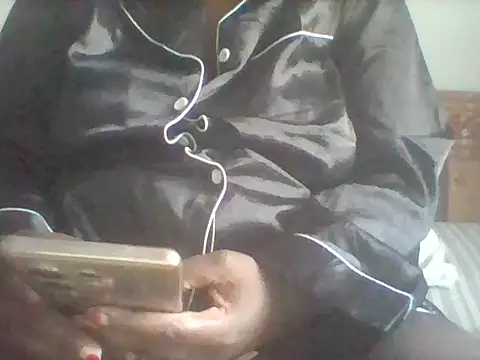 livhuwanie online show from 12.21.25