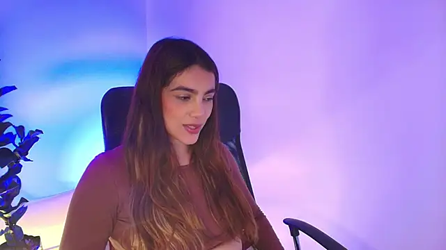 Snapshot of Julieta-8 chatting on 02.05.26 Julieta-8 online show from 02.05.26