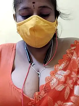 Snapshot of Thanmaya22 chatting on 12.04.25 Thanmaya22 online show from 12.04.25