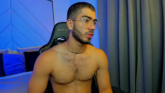 Snapshot of Franco_banderas chatting on 12.02.25 Franco banderas online show from 12.02.25