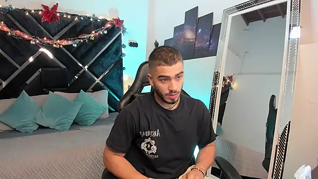 Franco banderas online show from 01.06.26