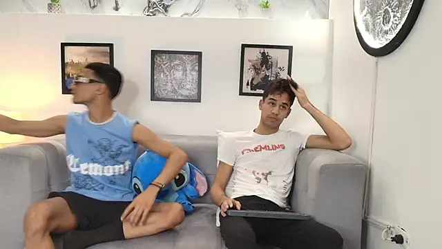 Snapshot of BIG_COCKS chatting on 12.16.25 BIG COCKS online show from 12.16.25