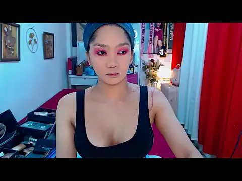 UrScreenGoddess online show from 12.16.25