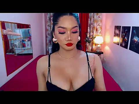 Snapshot of UrScreenGoddess chatting on 06.11.26 UrScreenGoddess online show from 06.11.26