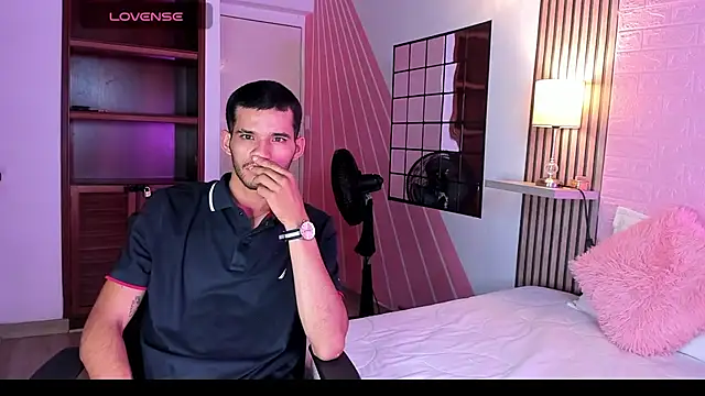 Snapshot of dear_lover1 chatting on 12.04.25 dear lover1 online show from 12.04.25