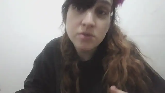 Snapshot of Darkytah chatting on 12.19.25 Darkytah online show from 12.19.25