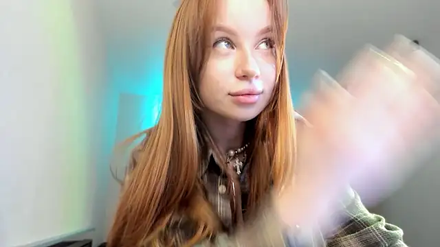 PollyPeach  online show from 02.26.26