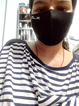 Snapshot of RADHIKA-1143 chatting on 12.04.25 RADHIKA-1143 online show from 12.04.25